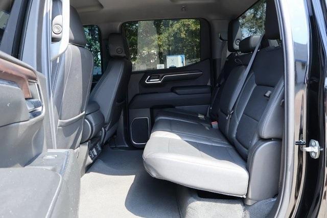 used 2024 GMC Sierra 1500 car, priced at $40,444