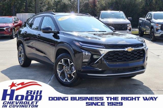 used 2025 Chevrolet Trax car, priced at $23,880
