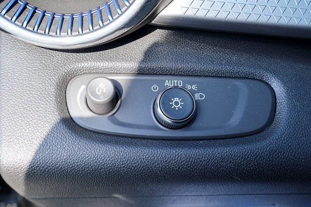 used 2025 Chevrolet Trax car, priced at $23,880