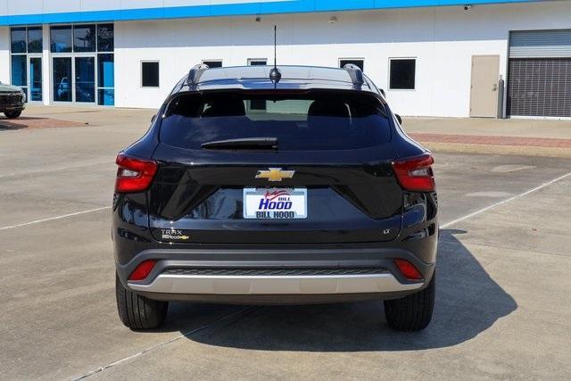 used 2025 Chevrolet Trax car, priced at $23,880