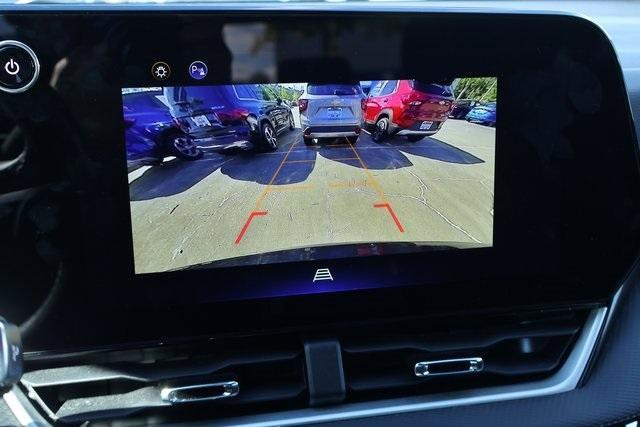 used 2025 Chevrolet Equinox car, priced at $24,990