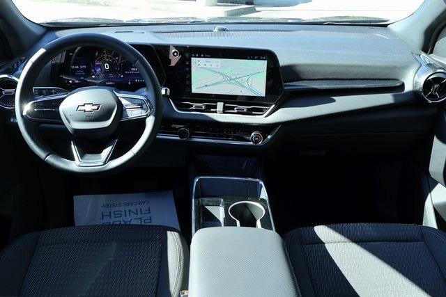 used 2025 Chevrolet Equinox car, priced at $24,990