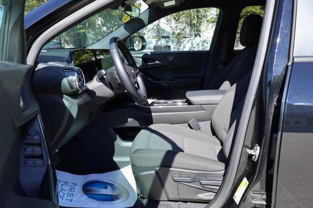 used 2025 Chevrolet Equinox car, priced at $24,990