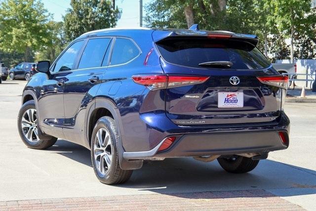 used 2023 Toyota Highlander car, priced at $36,000