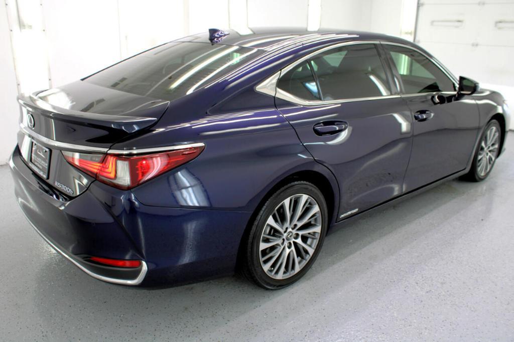 used 2021 Lexus ES 300h car, priced at $30,995