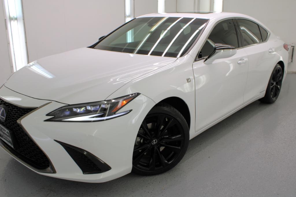 used 2022 Lexus ES 300h car, priced at $38,995