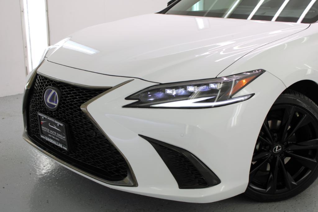 used 2022 Lexus ES 300h car, priced at $38,995