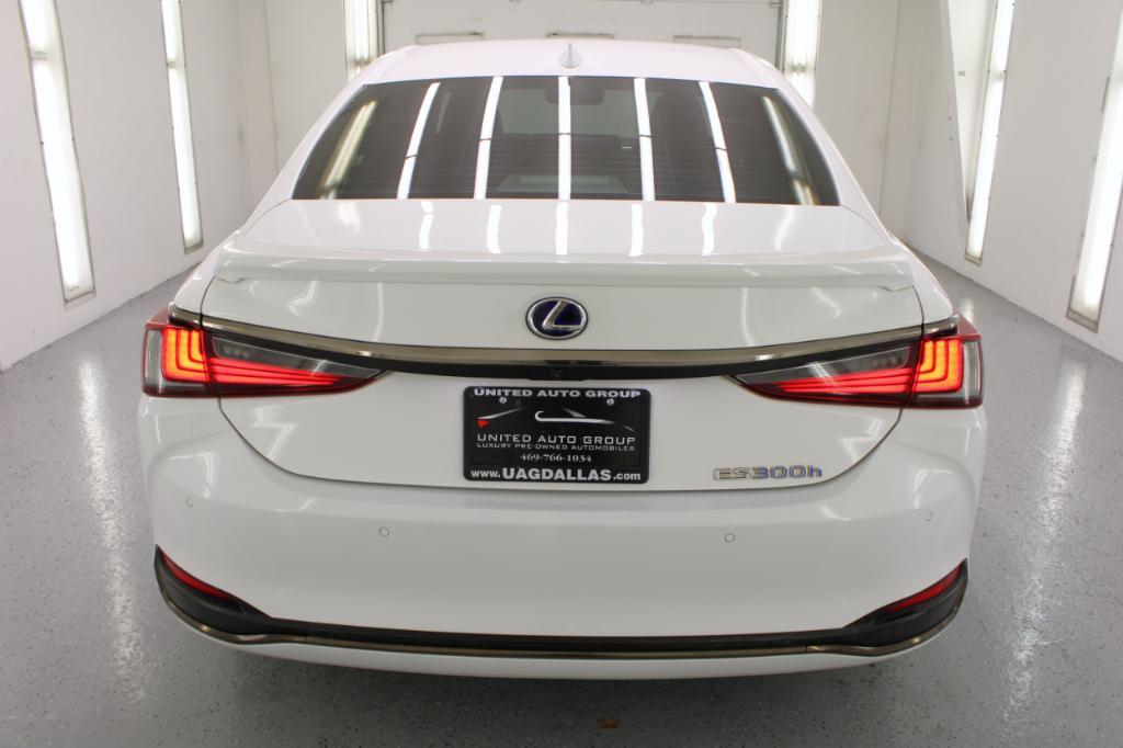 used 2022 Lexus ES 300h car, priced at $38,995