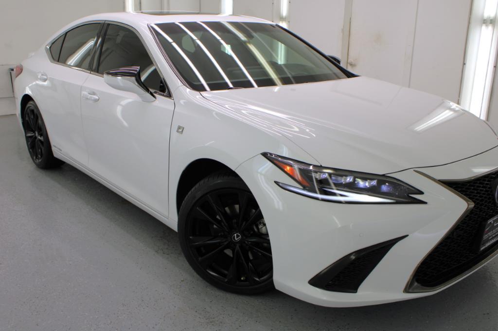 used 2022 Lexus ES 300h car, priced at $38,995