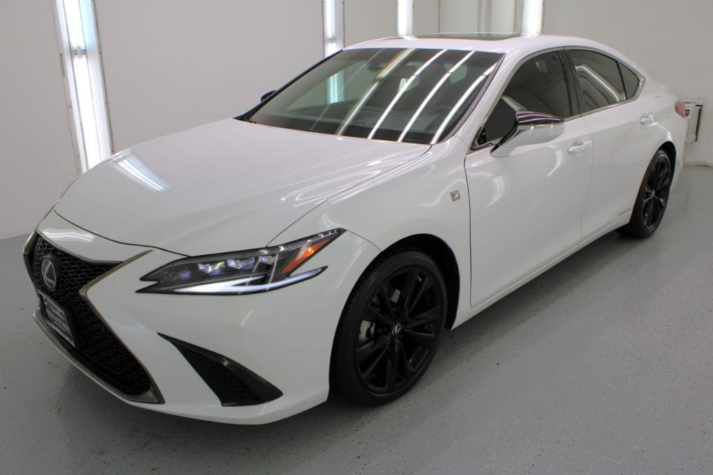 used 2022 Lexus ES 300h car, priced at $38,995