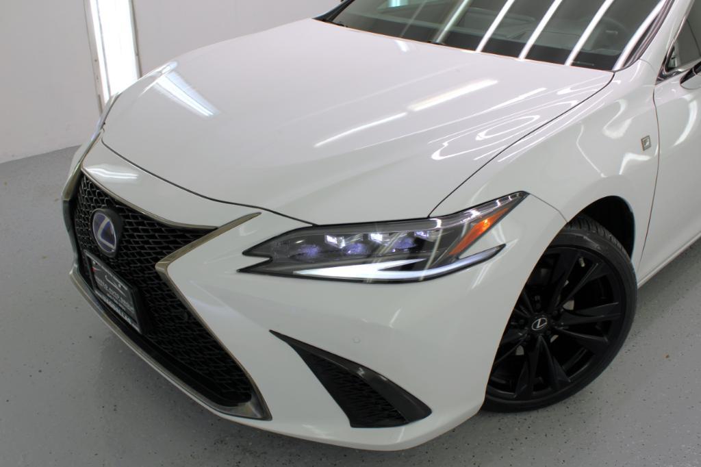 used 2022 Lexus ES 300h car, priced at $38,995