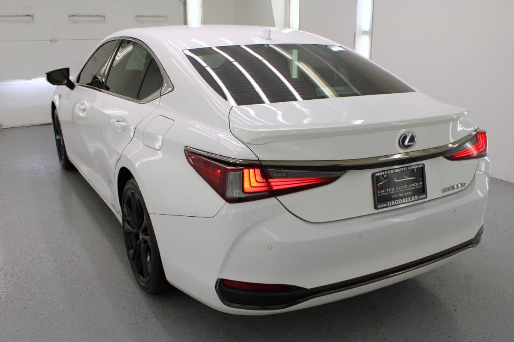 used 2022 Lexus ES 300h car, priced at $38,995