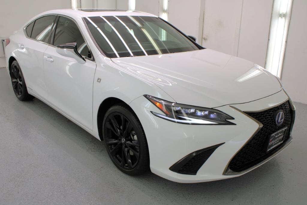 used 2022 Lexus ES 300h car, priced at $38,995