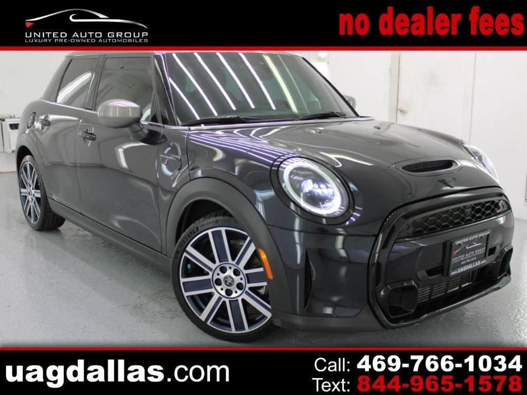 used 2022 MINI Hardtop car, priced at $25,995