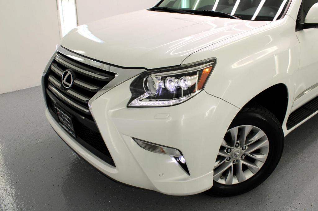 used 2019 Lexus GX 460 car, priced at $34,995