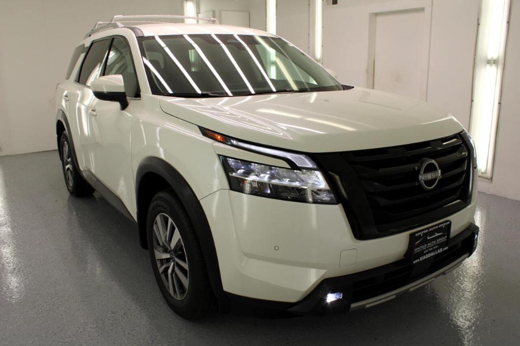 used 2022 Nissan Pathfinder car, priced at $32,995