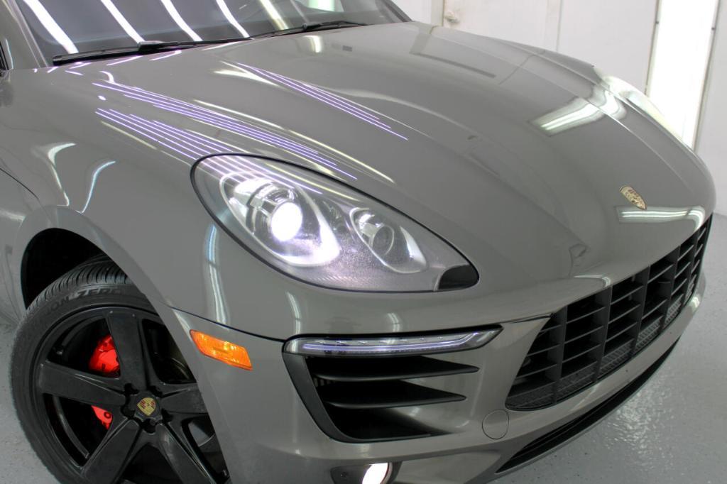 used 2016 Porsche Macan car, priced at $19,995