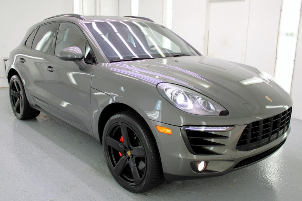 used 2016 Porsche Macan car, priced at $19,995