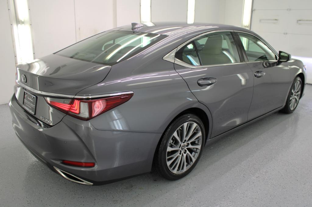 used 2020 Lexus ES 350 car, priced at $33,995