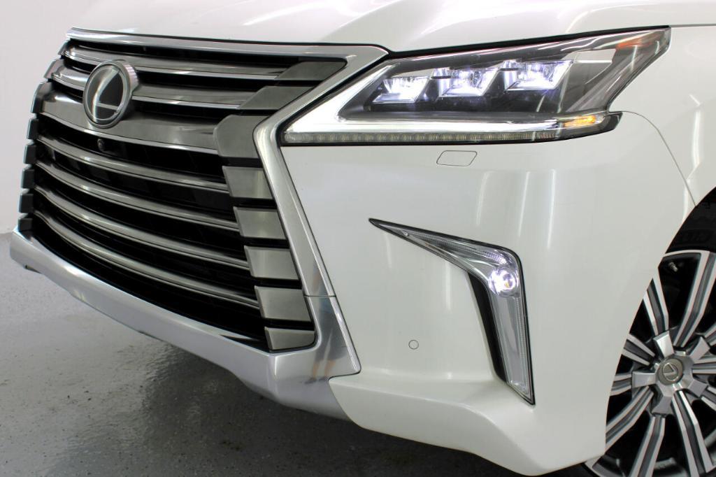 used 2016 Lexus LX 570 car, priced at $46,995
