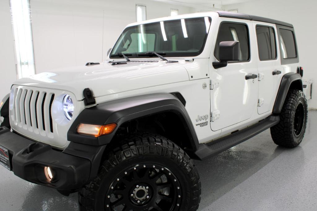 used 2018 Jeep Wrangler Unlimited car, priced at $31,995