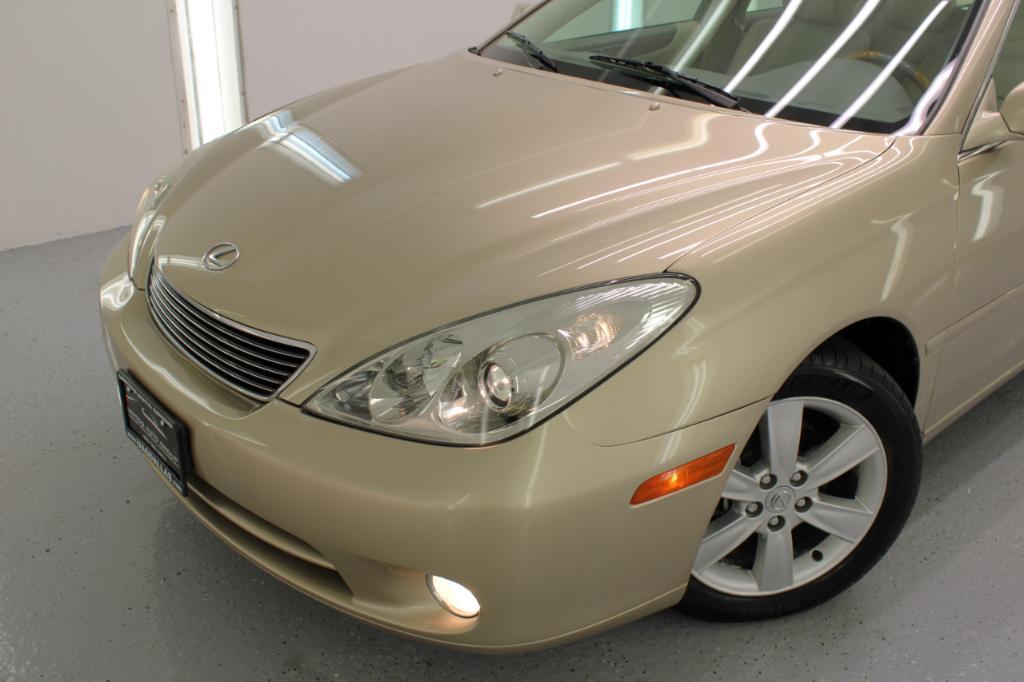 used 2005 Lexus ES 330 car, priced at $9,995