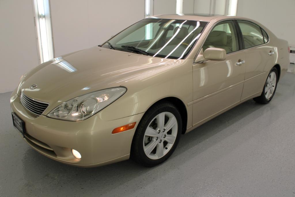 used 2005 Lexus ES 330 car, priced at $9,995