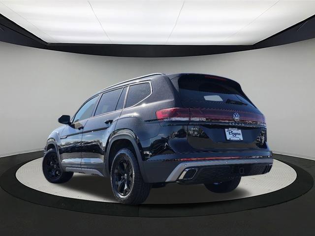 new 2024 Volkswagen Atlas car, priced at $50,921