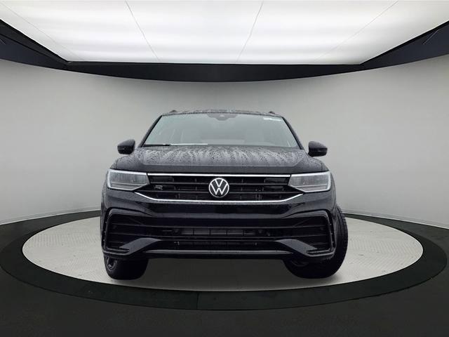 new 2024 Volkswagen Tiguan car, priced at $37,525