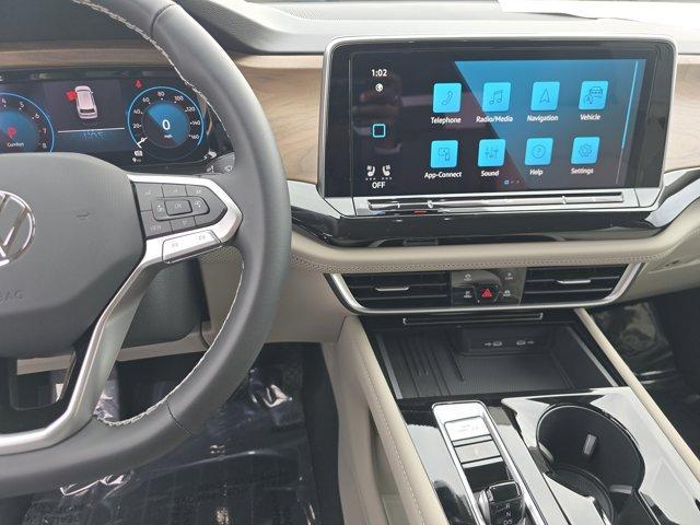 new 2025 Volkswagen Atlas car, priced at $44,916