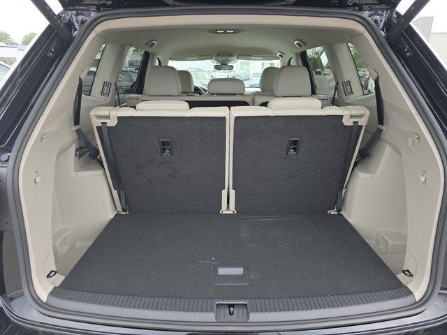 new 2025 Volkswagen Atlas car, priced at $44,916