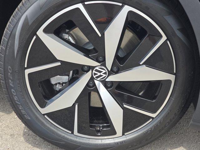 new 2025 Volkswagen ID.4 car, priced at $54,841