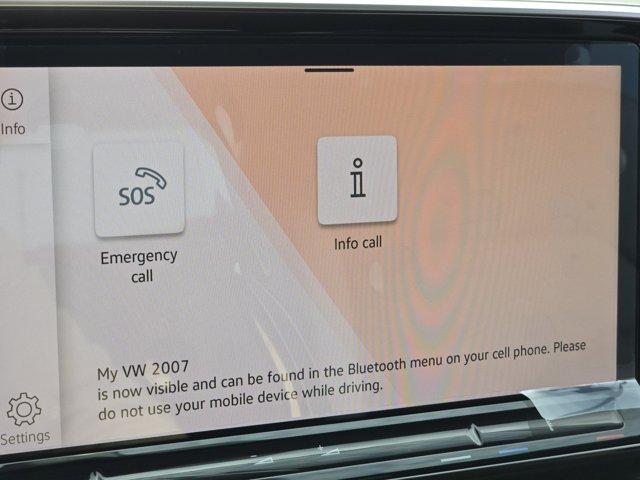 new 2025 Volkswagen Atlas car, priced at $48,352