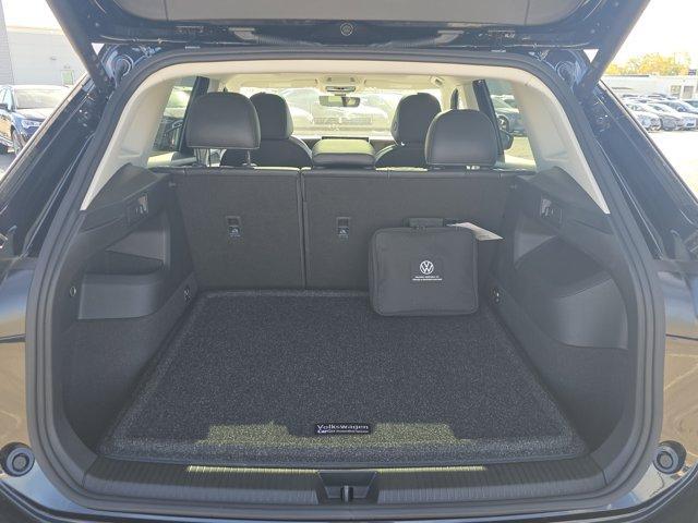 new 2025 Volkswagen Tiguan car, priced at $37,699