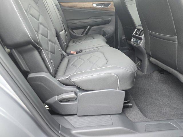 new 2025 Volkswagen Atlas car, priced at $45,753