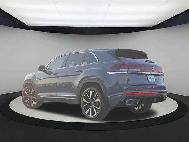 new 2026 Volkswagen Atlas Cross Sport car, priced at $54,652