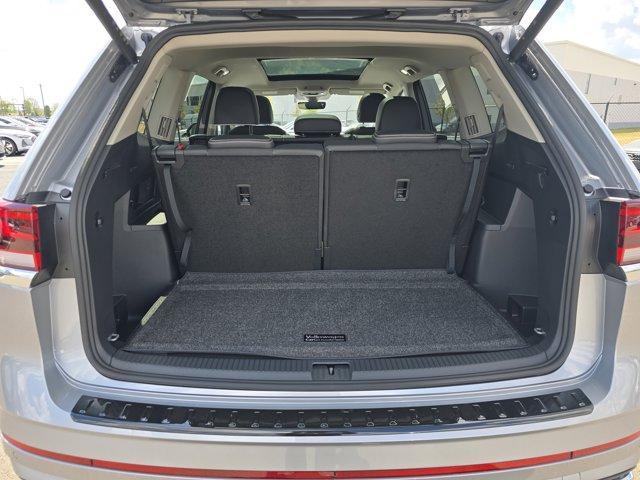 new 2026 Volkswagen Atlas car, priced at $55,331