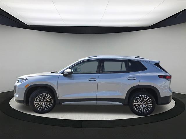 new 2025 Volkswagen Tiguan car, priced at $32,961