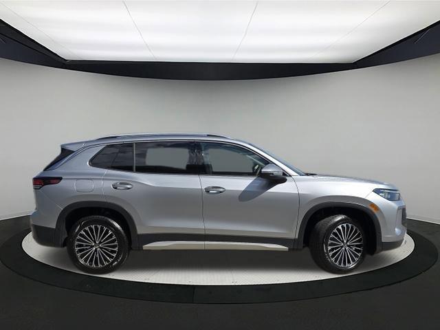 new 2025 Volkswagen Tiguan car, priced at $32,961