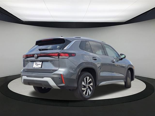 new 2025 Volkswagen Tiguan car, priced at $31,428