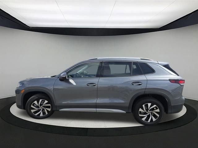new 2025 Volkswagen Tiguan car, priced at $31,428