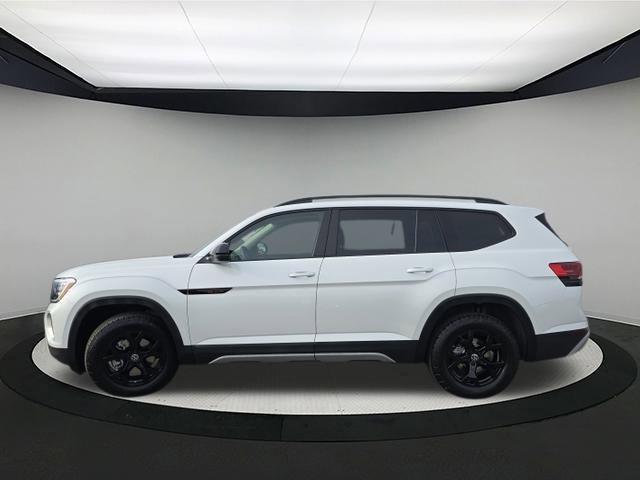 new 2026 Volkswagen Atlas car, priced at $51,892