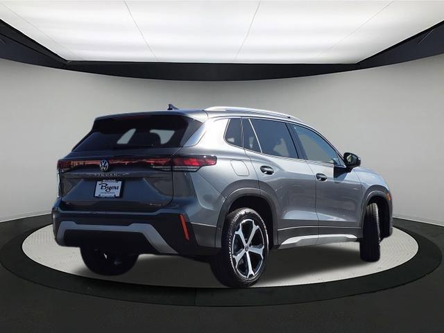 new 2025 Volkswagen Tiguan car, priced at $36,561