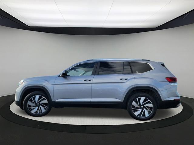 new 2024 Volkswagen Atlas car, priced at $49,066