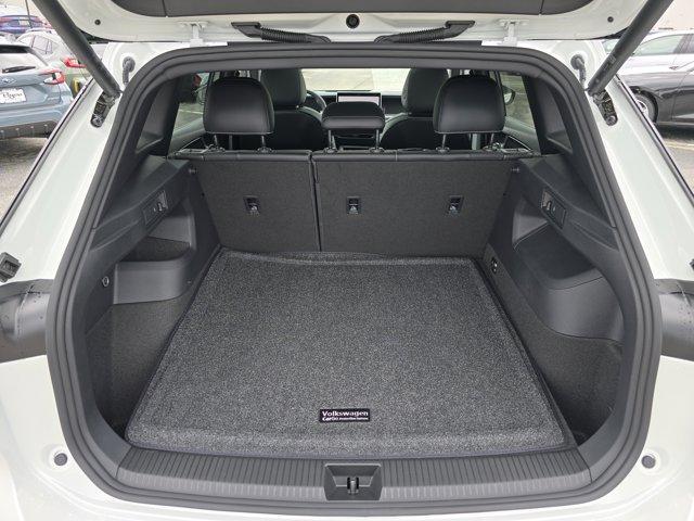 new 2025 Volkswagen Tiguan car, priced at $38,635