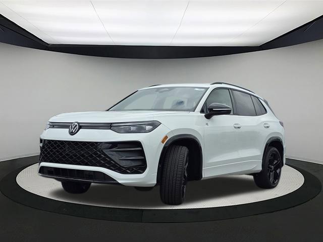 new 2025 Volkswagen Tiguan car, priced at $38,635