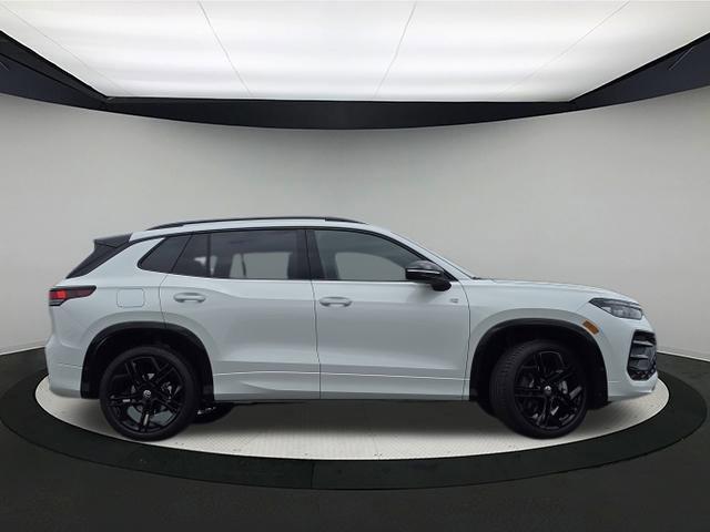 new 2025 Volkswagen Tiguan car, priced at $38,635