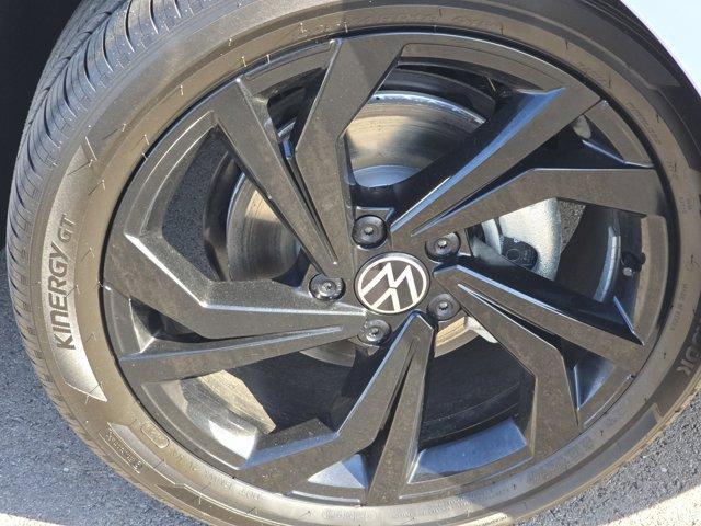 new 2025 Volkswagen Jetta car, priced at $27,827