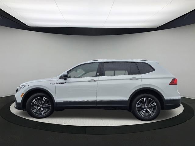 new 2024 Volkswagen Tiguan car, priced at $34,949