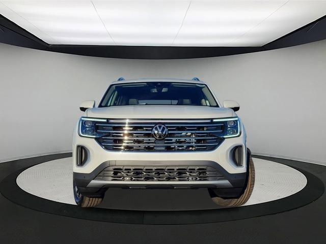 new 2024 Volkswagen Atlas car, priced at $49,181